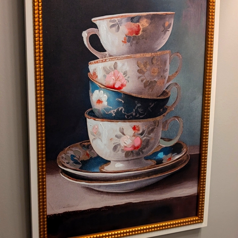 Beautiful medium framed tea cups picture